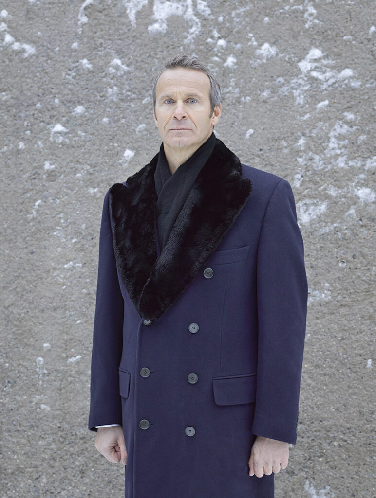 DStier_Wallpaper_VladislavDoronin02