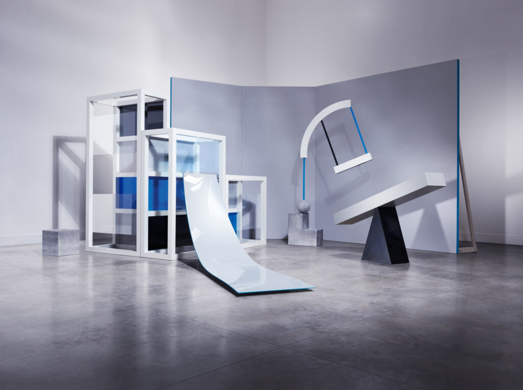 Elise-News-08-Wallpaper-Magazine