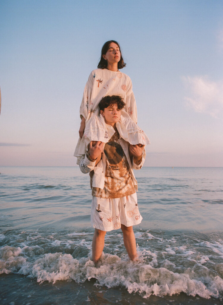 Hollie Fernando Story MFG Siblings 057