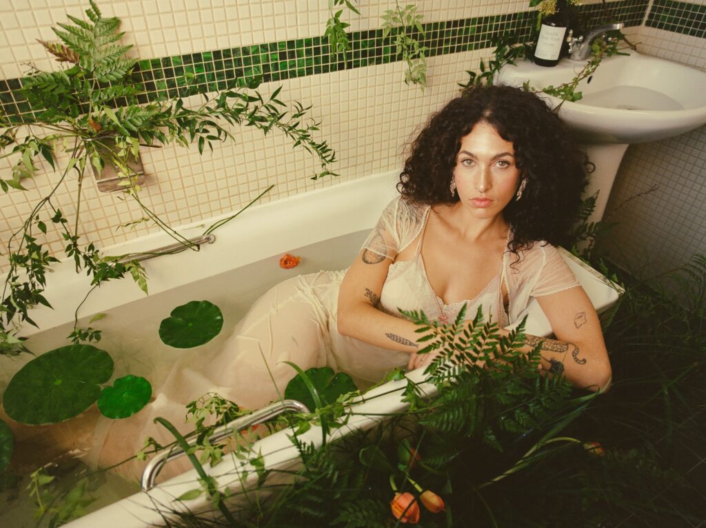 twenty-twenty-hollie-fernando-birch