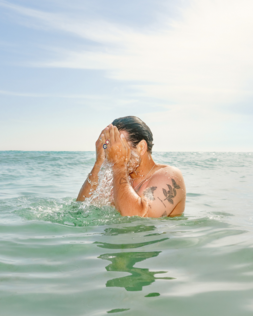 GQ_BLEUE_BURNHAM_0108