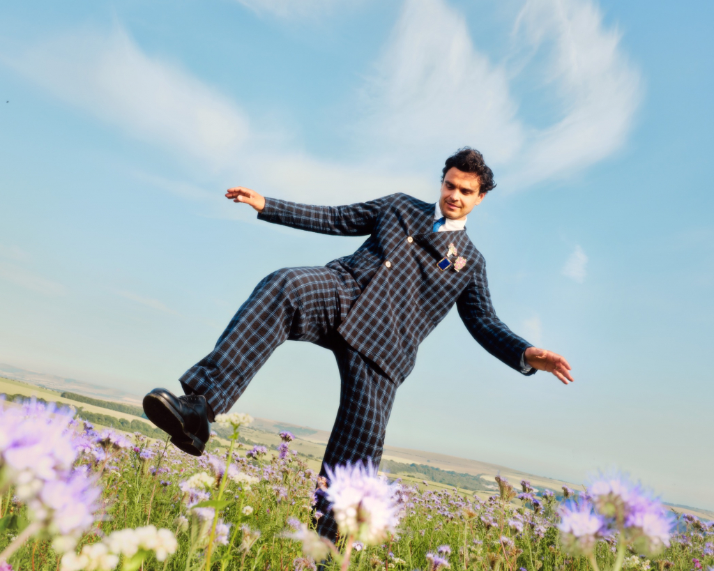 GQ_BLEUE_BURNHAM_0521 copy