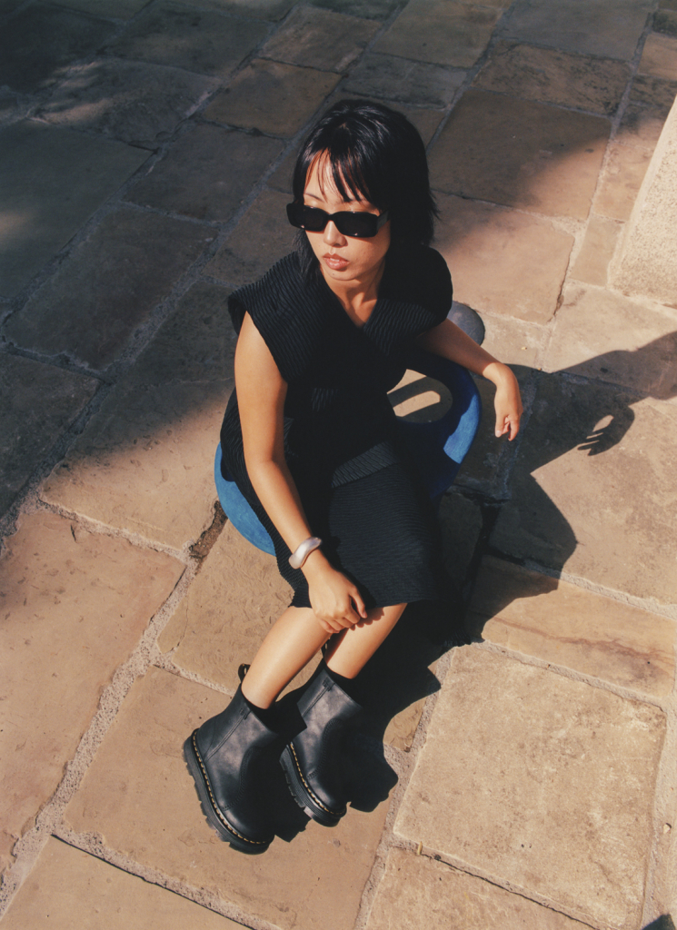 H.F_DR.MARTENS_09.25_21