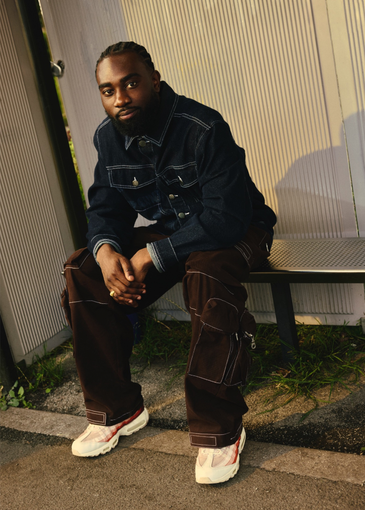 KOFI_STONE_RAINFALL_2586 copy