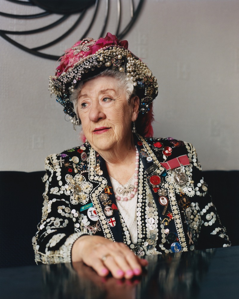 A.K_PEARLIES_07.25_06