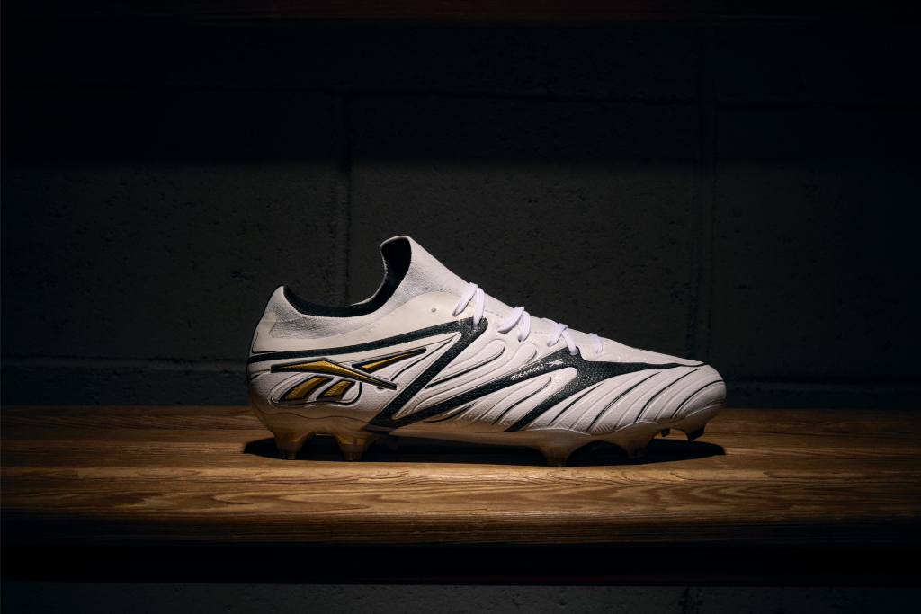 251030_OHR_DUSAN-VLAHOVIC_WHITE_0157_FINAL_RGB