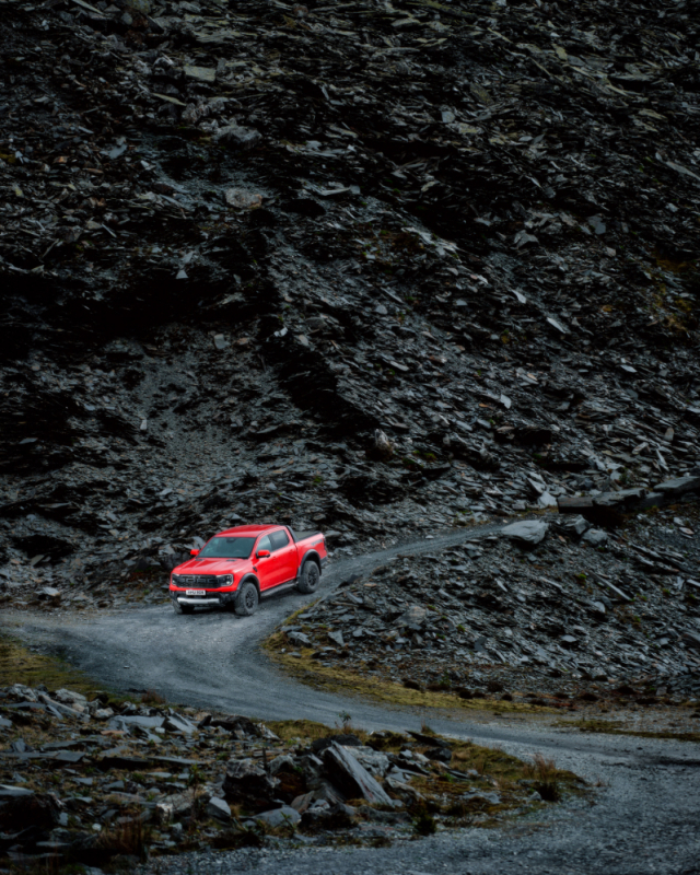 FORD_RAPTOR_JOE_HART2724_1