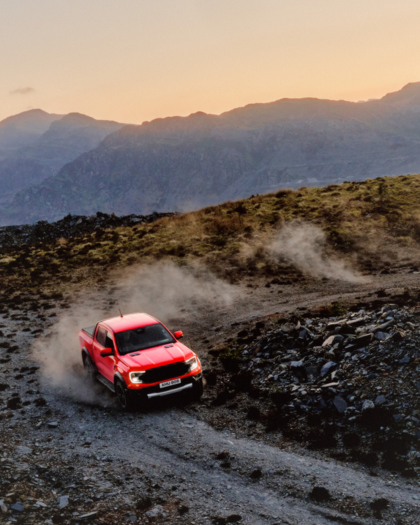 FORD_RAPTOR_JOE_HART2904 copy